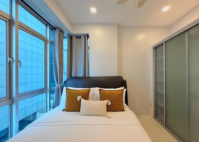 2br With King & Queen Bed And Highspeed Wifi Near Shangri-la Bgc 4* Manila