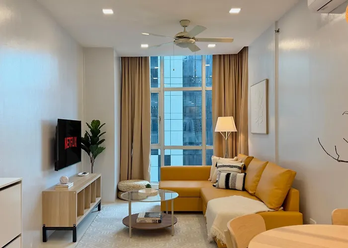 2br With King & Queen Bed And Highspeed Wifi Near Shangri-la Bgc 4* Manila
