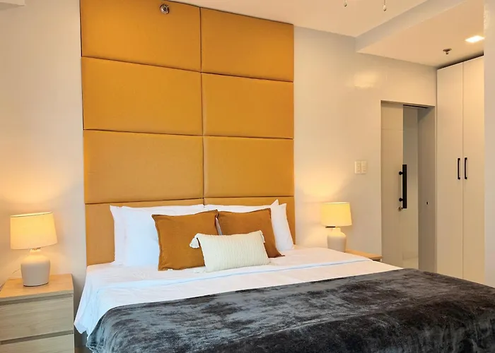 Apartahotel 2br With King & Queen Bed And Highspeed Wifi Near Shangri-la Bgc Manila